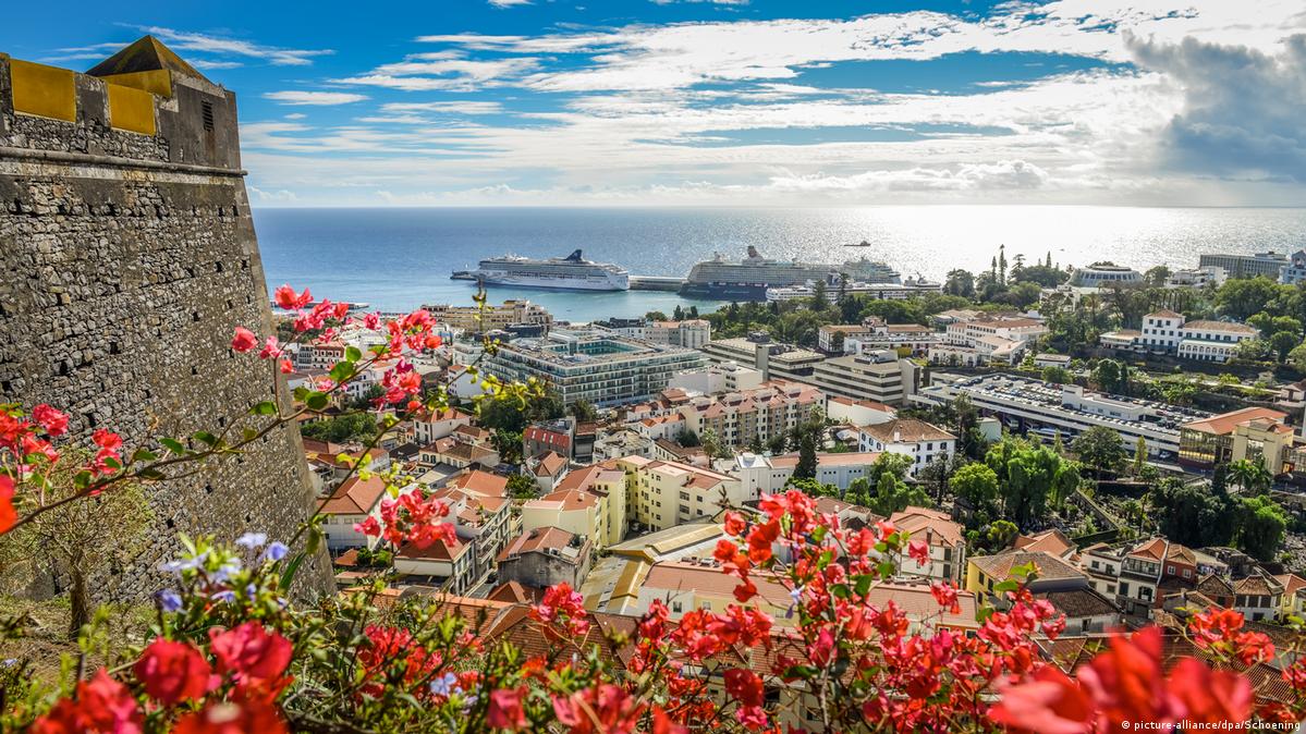CROCIERA con MSC DIVINA